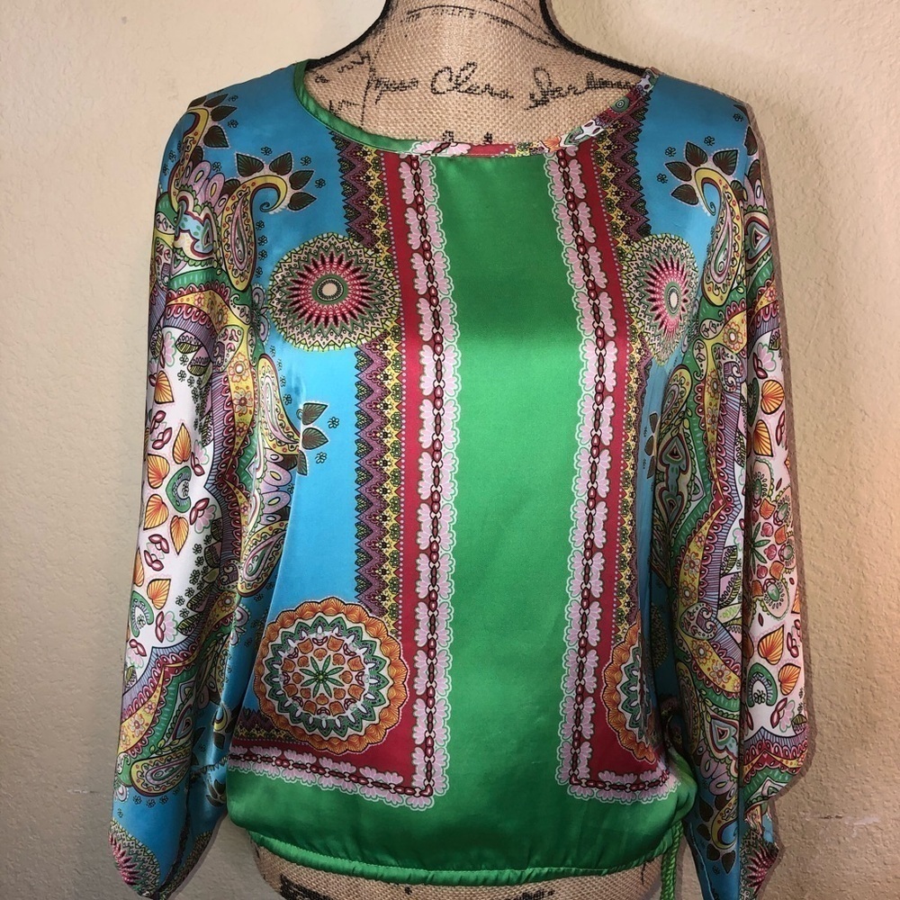 Ivy Jane Green Silky Feel Kimono/Scarf Blouse with Drawstring Blouse Size M